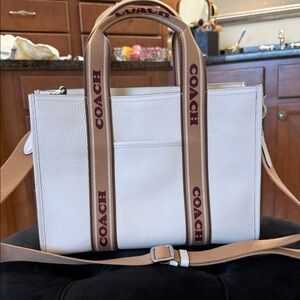 Coach Cream and Tan Leather Tote Bag With Crossbody strap